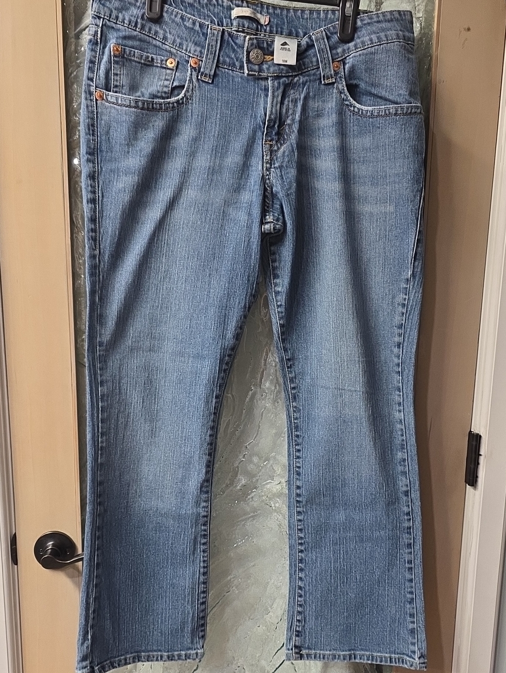 Vintage Levi's 2007 542 Low Flare Jeans